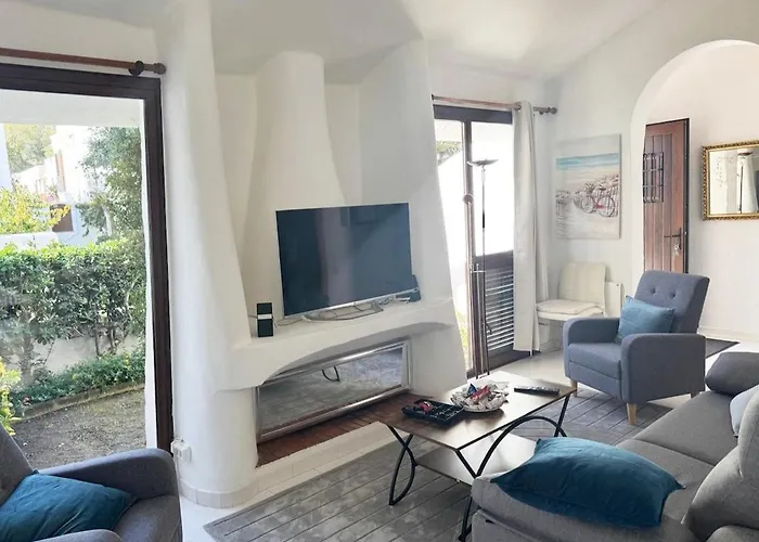 Alia Townhouse Apartment Estepona